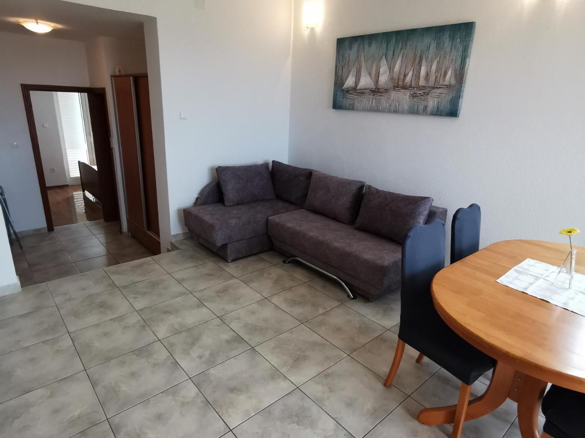 Apartments Golub Cesarica Zewnętrze zdjęcie